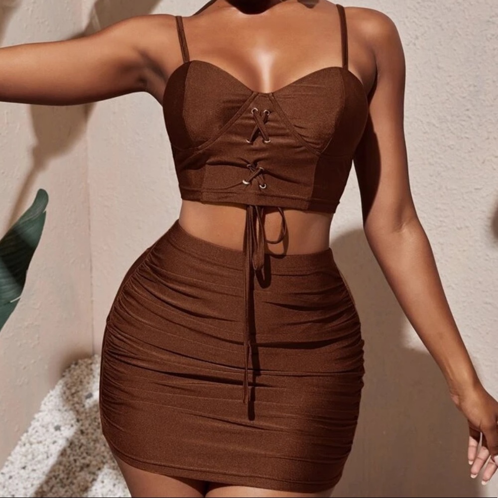 Solid Lace Up Crop Cami Top & Ruched Skirt